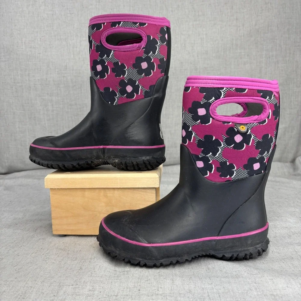Bogs Grasp Rain Boots Black Pink Floral Waterproof Winter Boots Kids Youth Sz 2